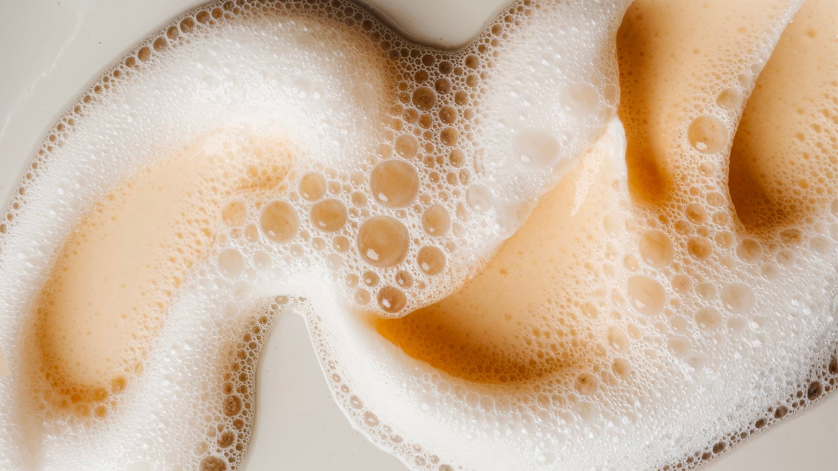 Hydration vs Moisturisation: What’s the Difference?